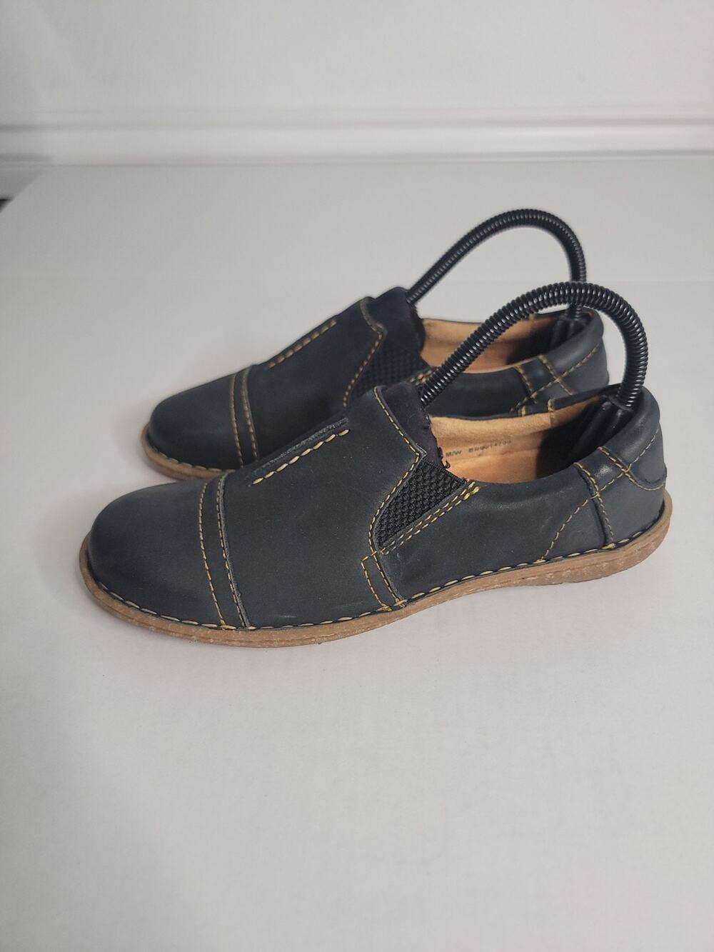 Born Women's Nampa Leather Slip on Shoes Black Nubuck Size 8.5/39 MW, BR0014709